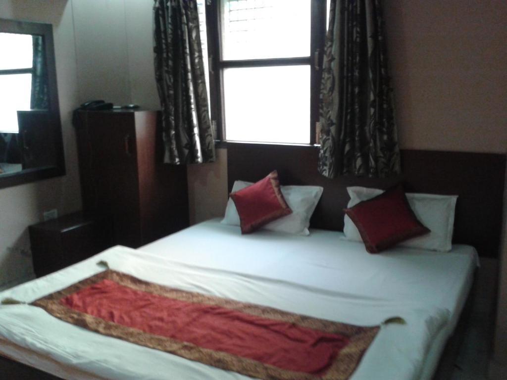 Hotel Hridey Inn Új-Delhi Szoba fotó